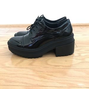 Steve Madden Exceed Oxford platforms